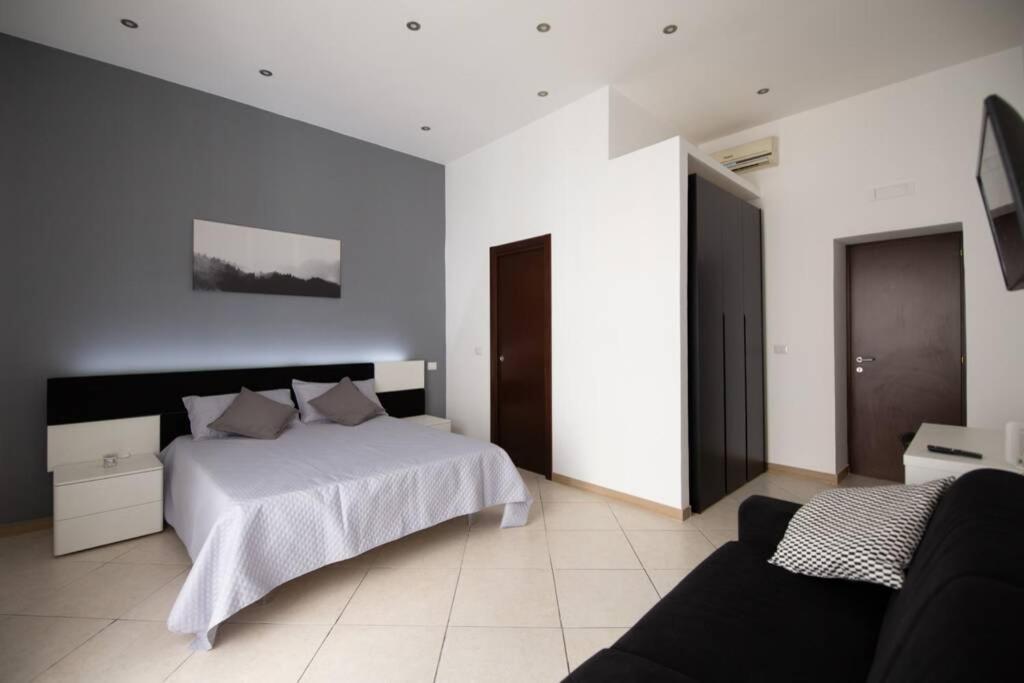 Toledo Jacuzzi Appartment 那不勒斯 外观 照片