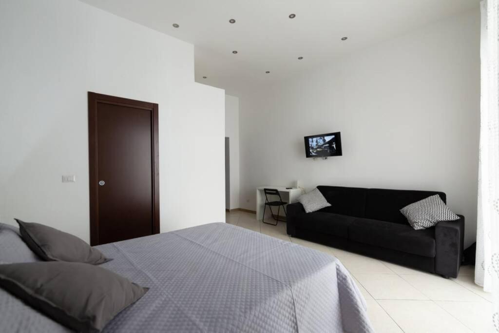 Toledo Jacuzzi Appartment 那不勒斯 外观 照片