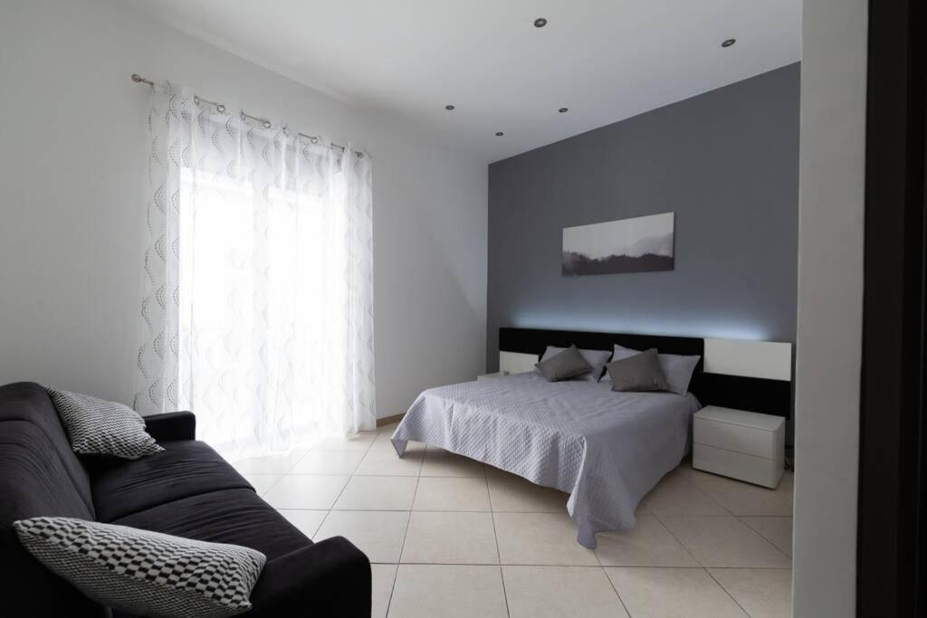 Toledo Jacuzzi Appartment 那不勒斯 外观 照片